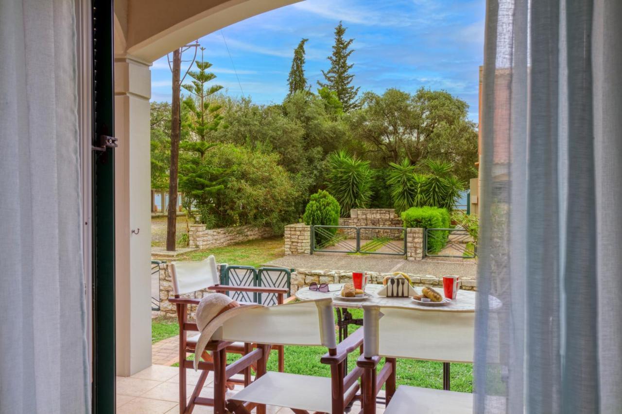 Dimeli Junior Apartment At The Beach 바바티 외부 사진